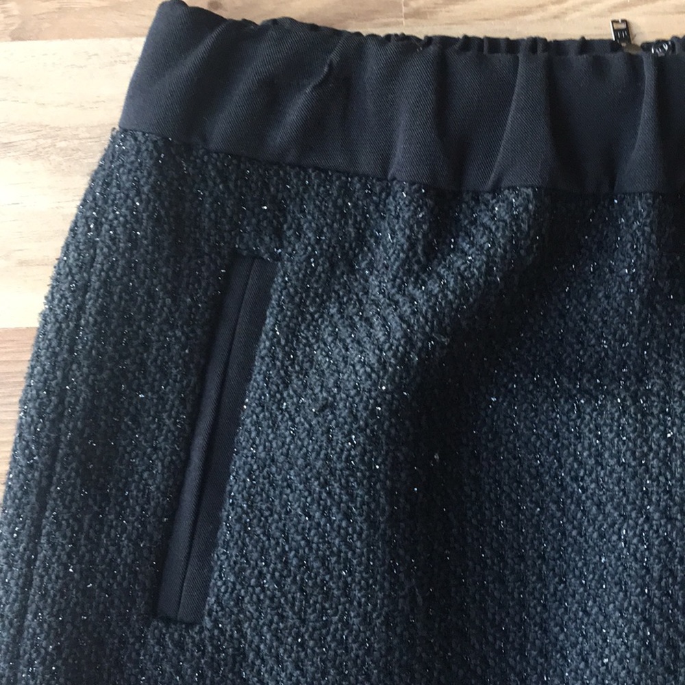 LOFT black mini skirt - Picture 2 of 7